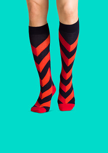 Цветные носки JNRB: Гольфы Красный зигзаг